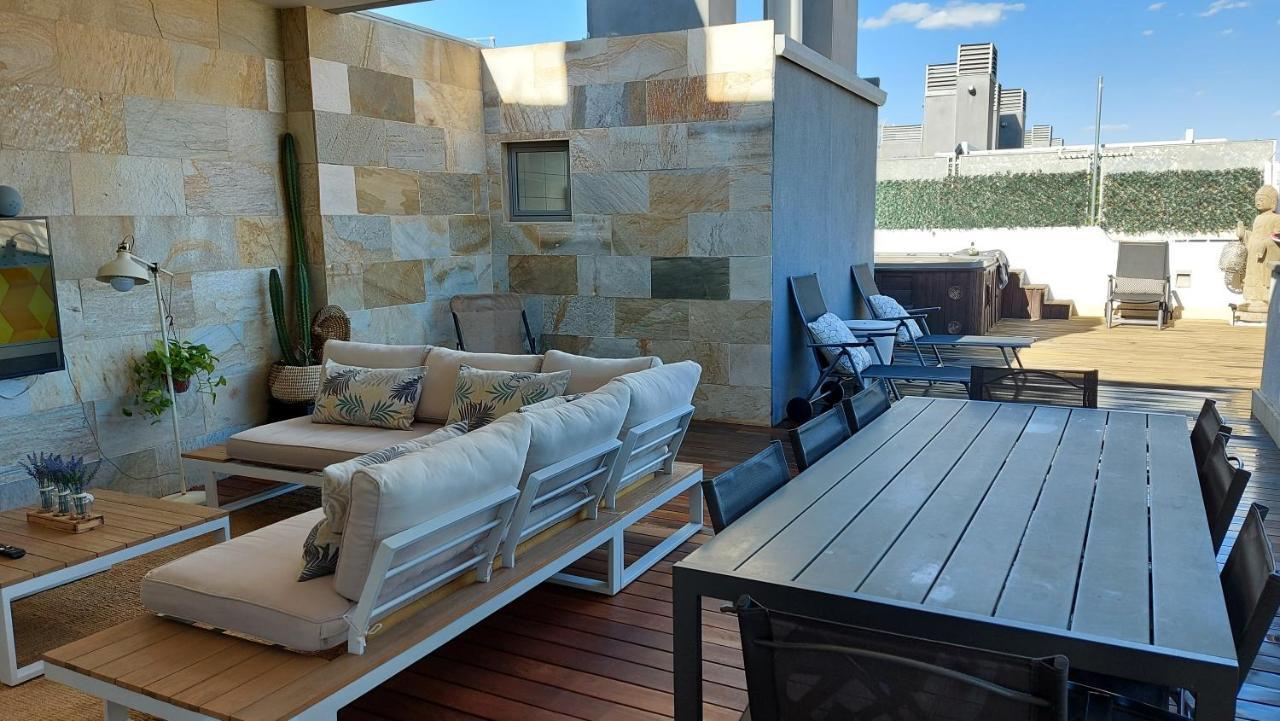 Atico De Lujo Con Jacuzzi Climatizado En Terraza Apartman Elche Kültér fotó