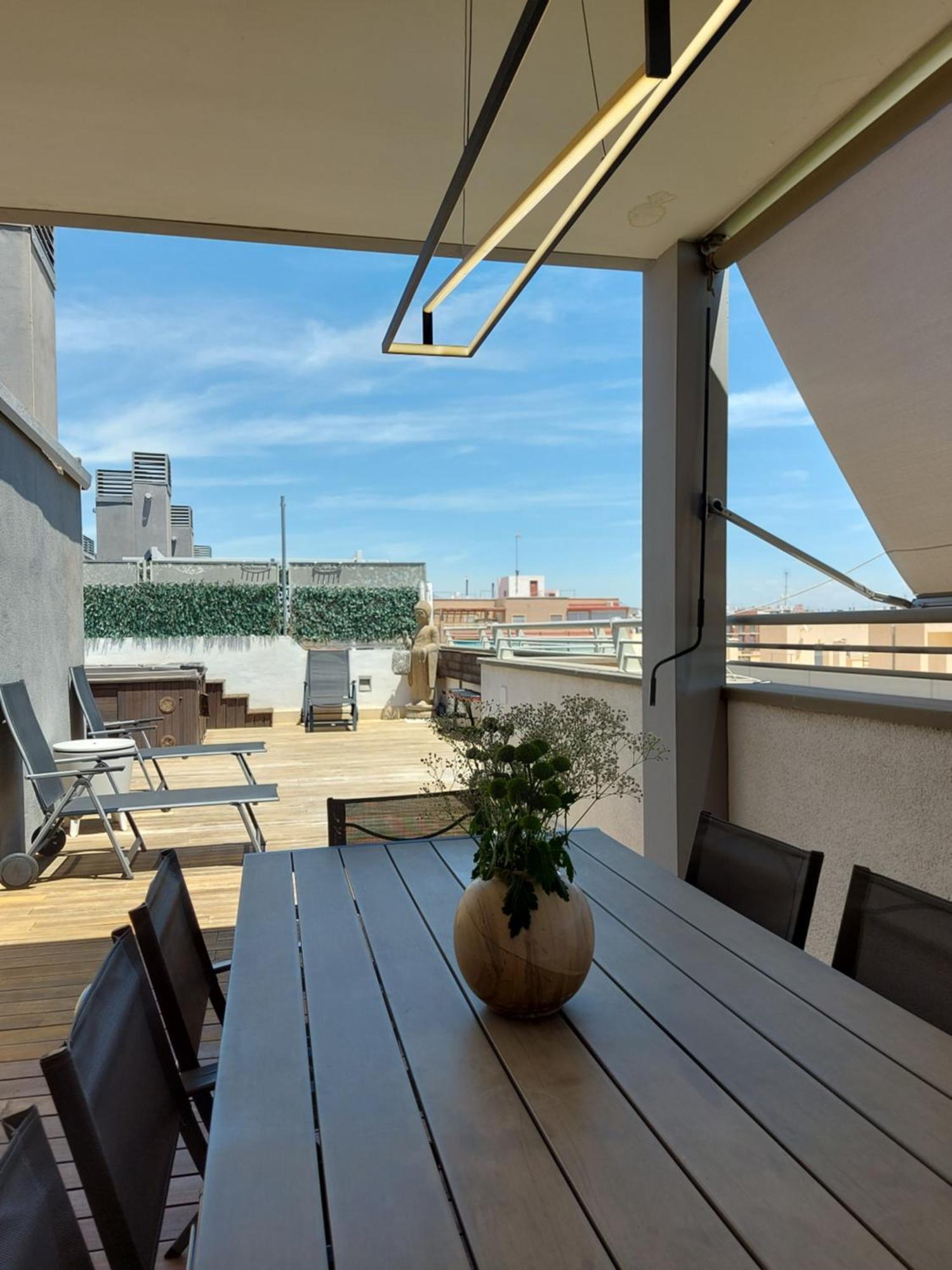Atico De Lujo Con Jacuzzi Climatizado En Terraza Apartman Elche Kültér fotó