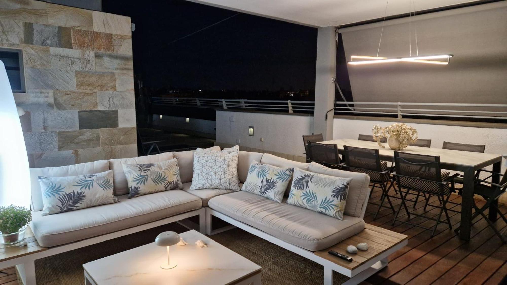 Atico De Lujo Con Jacuzzi Climatizado En Terraza Apartman Elche Kültér fotó